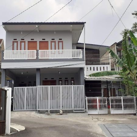 Nabila Syar'I Guest House Padalarang Dış mekan fotoğraf