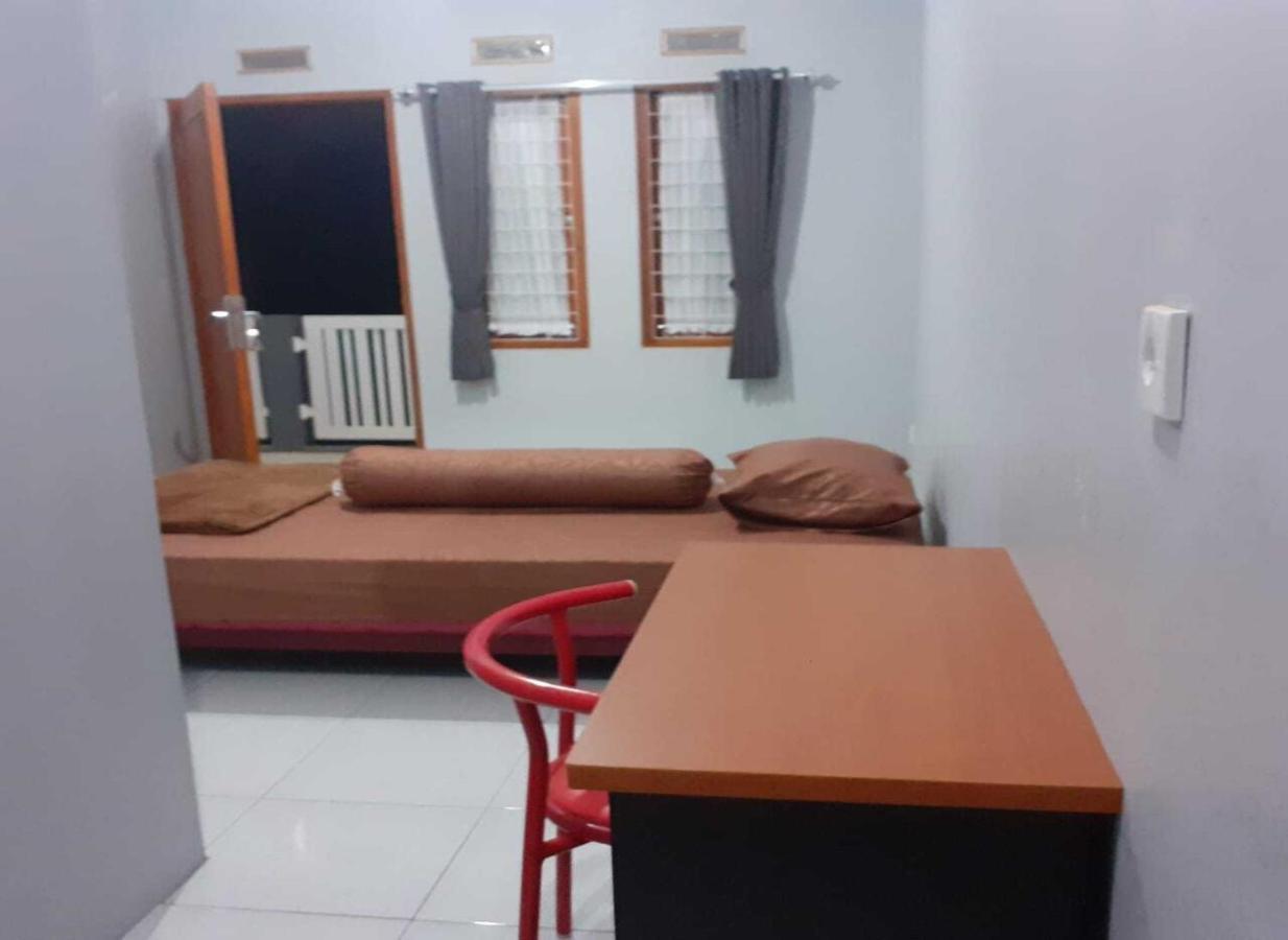 Nabila Syar'I Guest House Padalarang Dış mekan fotoğraf