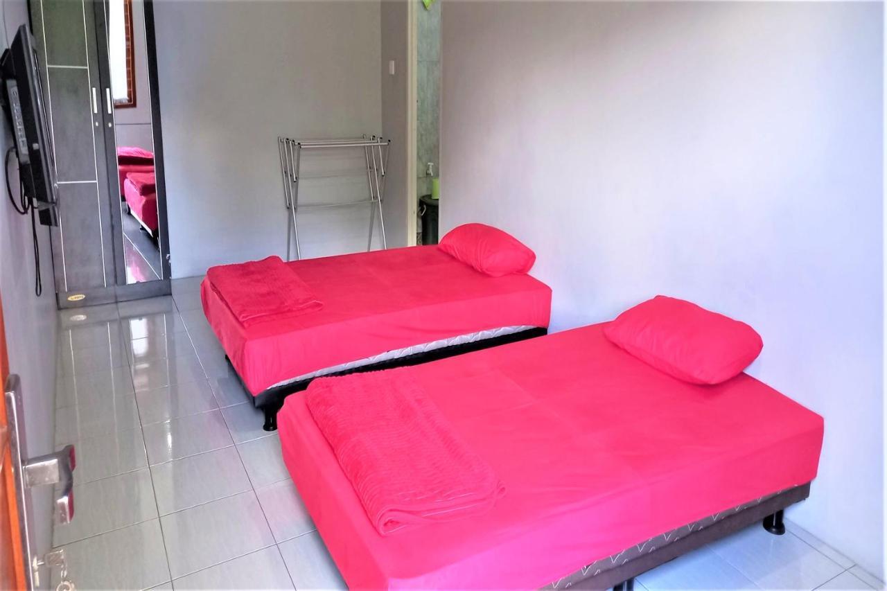 Nabila Syar'I Guest House Padalarang Dış mekan fotoğraf